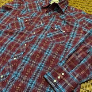 Wrangler Western maroon and blue plaid snap button shirt men’s size XL